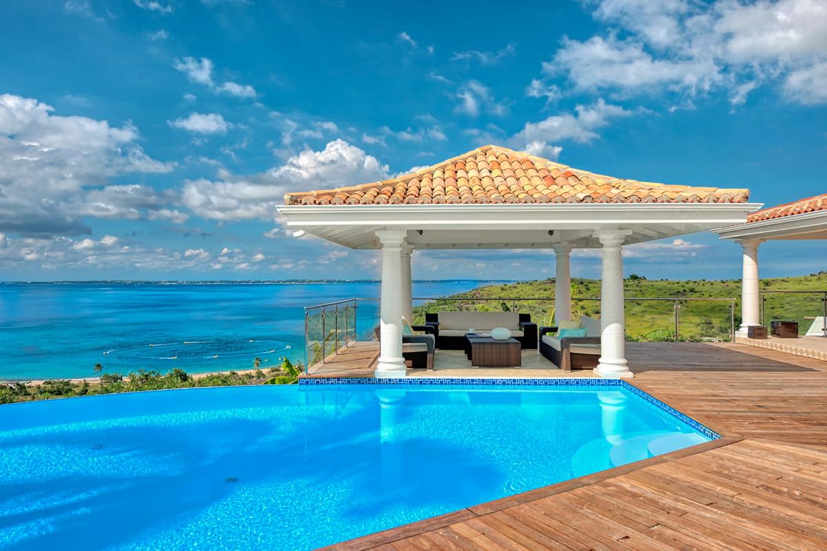 Luxury Villa Rental St Martin - Pool seating